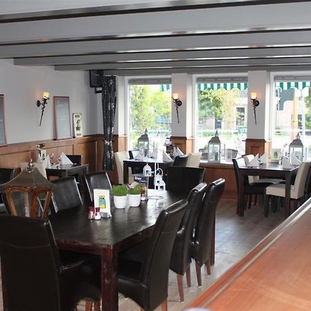 Stadsherberg 'Het Wapen Van Ijlst' Exterior foto