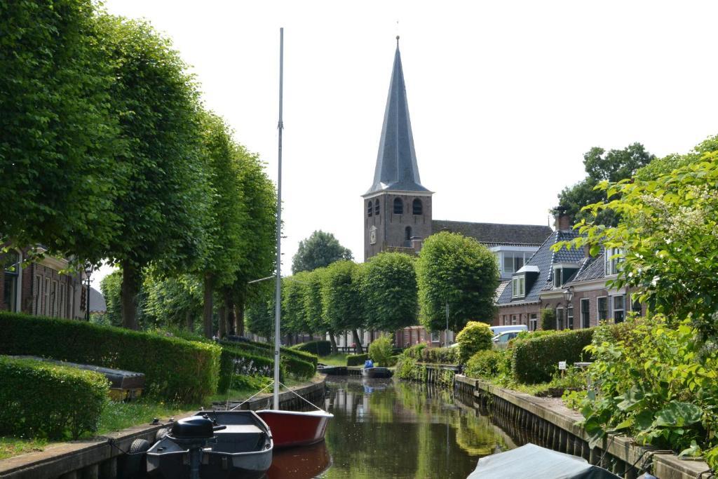 Stadsherberg 'Het Wapen Van Ijlst' Exterior foto