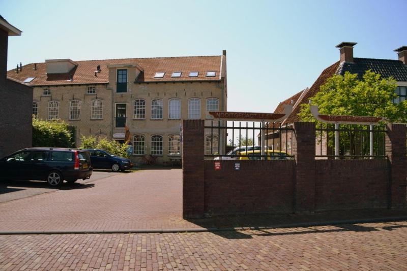 Stadsherberg 'Het Wapen Van Ijlst' Exterior foto
